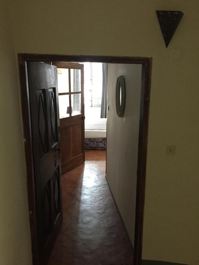 Le "M" Maison D Hotes Рие Екстериор снимка