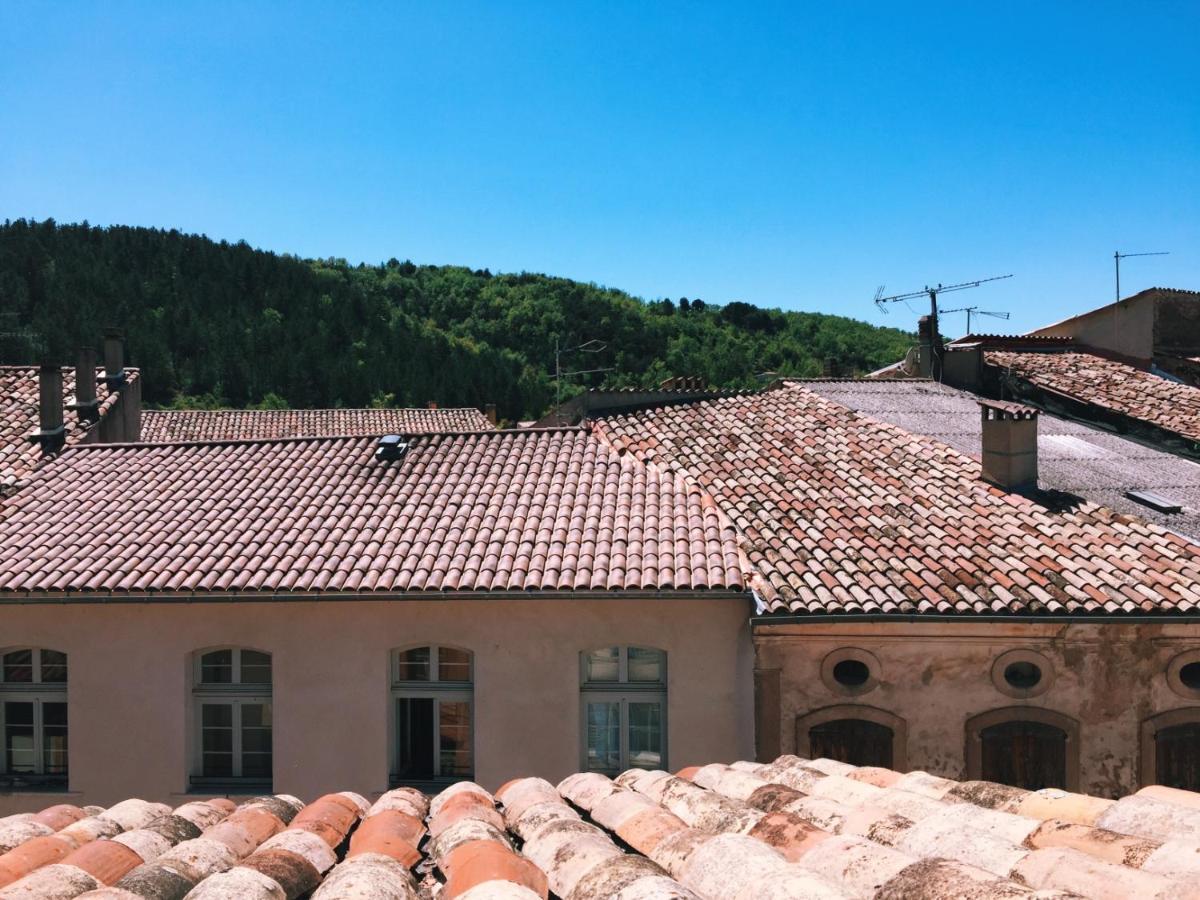 Le "M" Maison D Hotes Рие Екстериор снимка