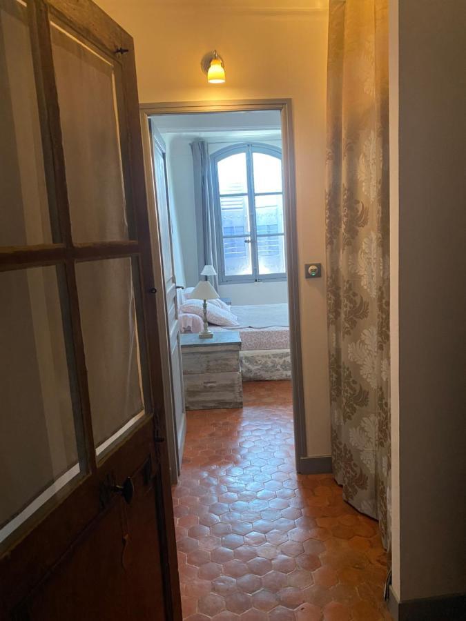 Le "M" Maison D Hotes Рие Екстериор снимка
